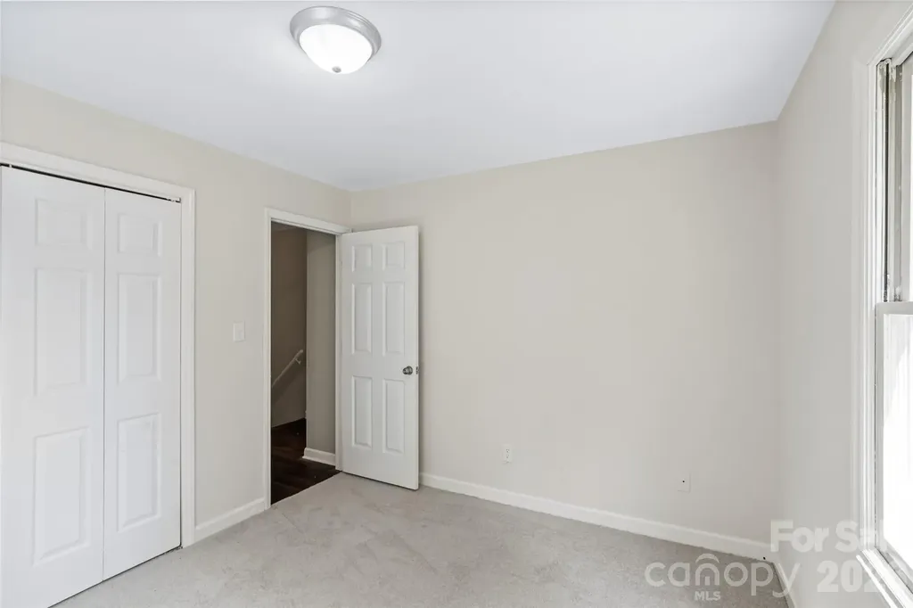 5516 Ilford Street Charlotte NC 28215