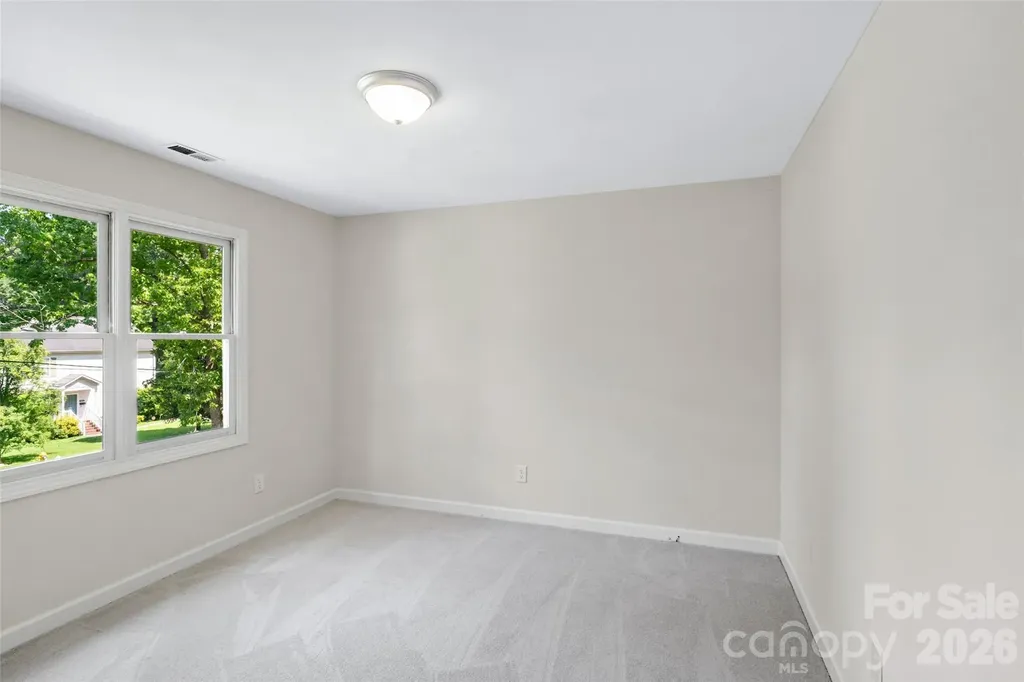 5516 Ilford Street Charlotte NC 28215