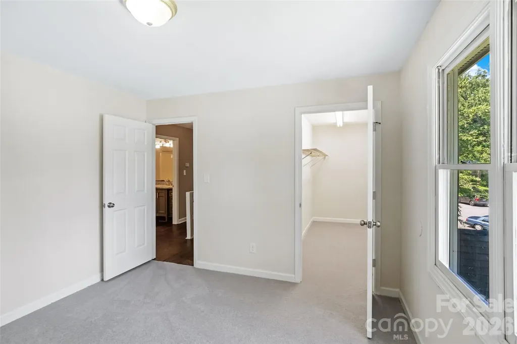 5516 Ilford Street Charlotte NC 28215