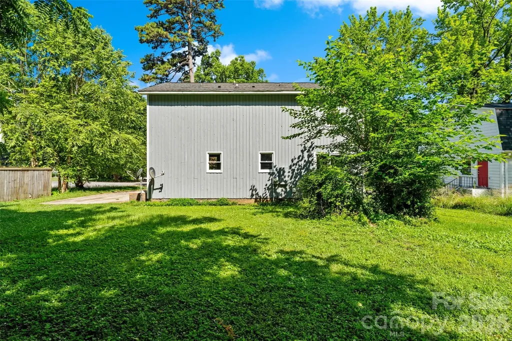 5516 Ilford Street Charlotte NC 28215