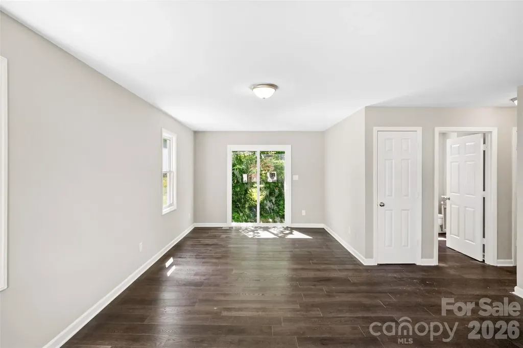 5516 Ilford Street Charlotte NC 28215