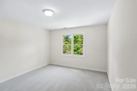 5516 Ilford Street Charlotte NC 28215