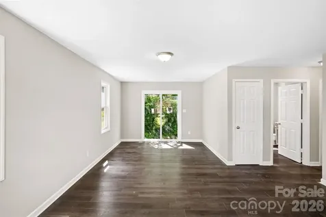 5516 Ilford Street Charlotte NC 28215
