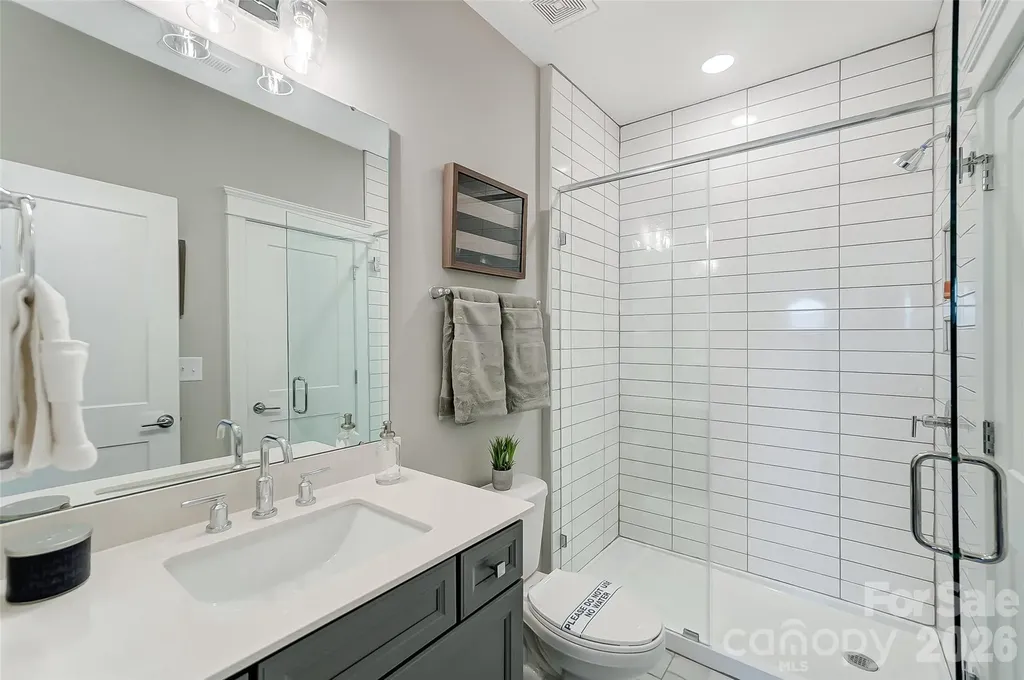 7205 Farmingdale Lane Harrisburg NC 28075