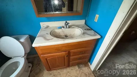 922 Us 70 W Morganton NC 28655