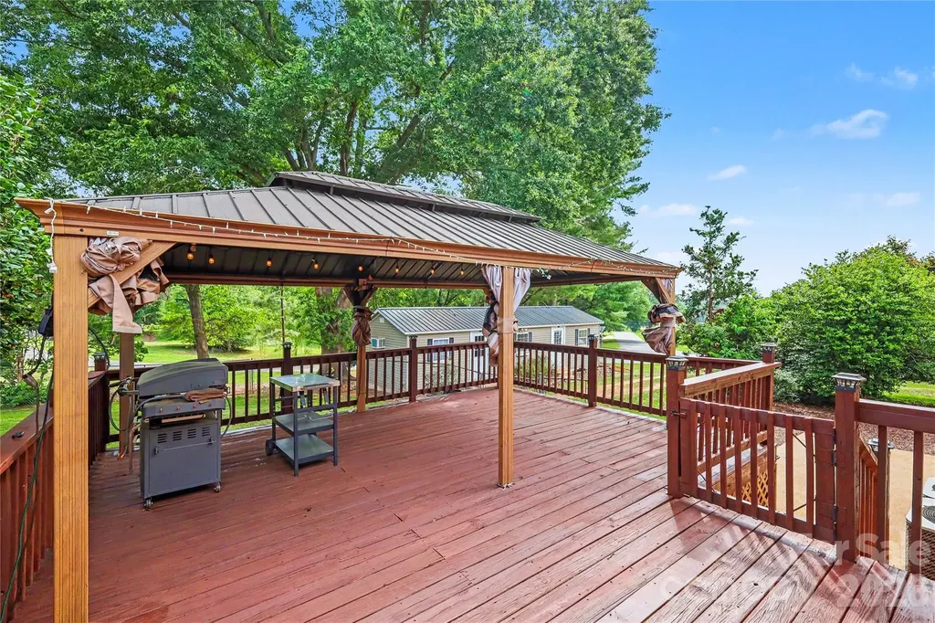 3035 River Road Shelby NC 28152