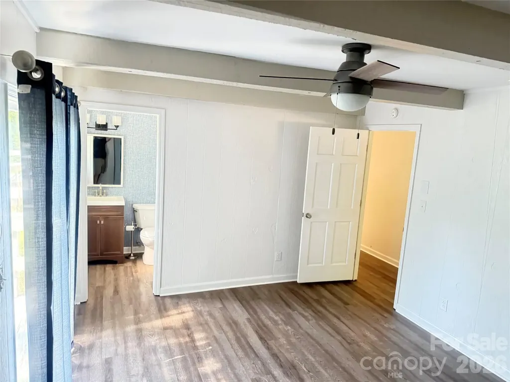1135 Iron Circle Morganton NC 28655