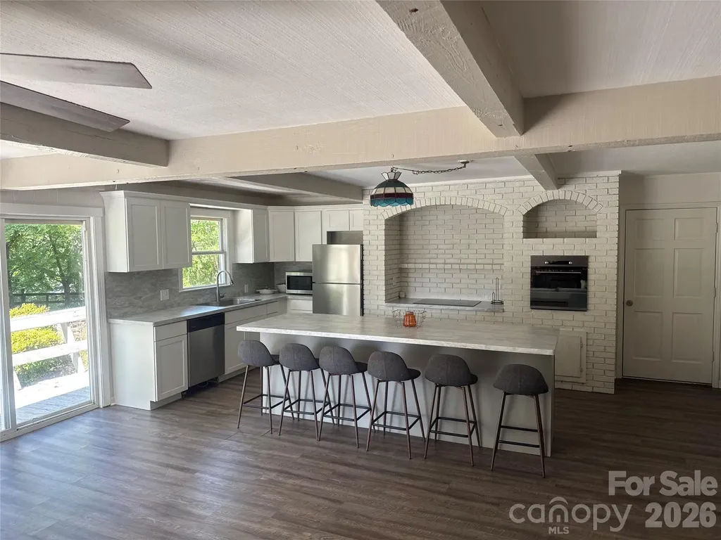 1135 Iron Circle Morganton NC 28655