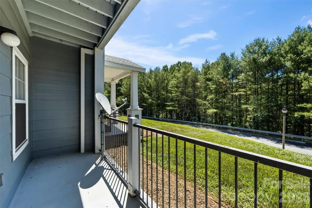 100 Vista Lake Drive Candler NC 28715