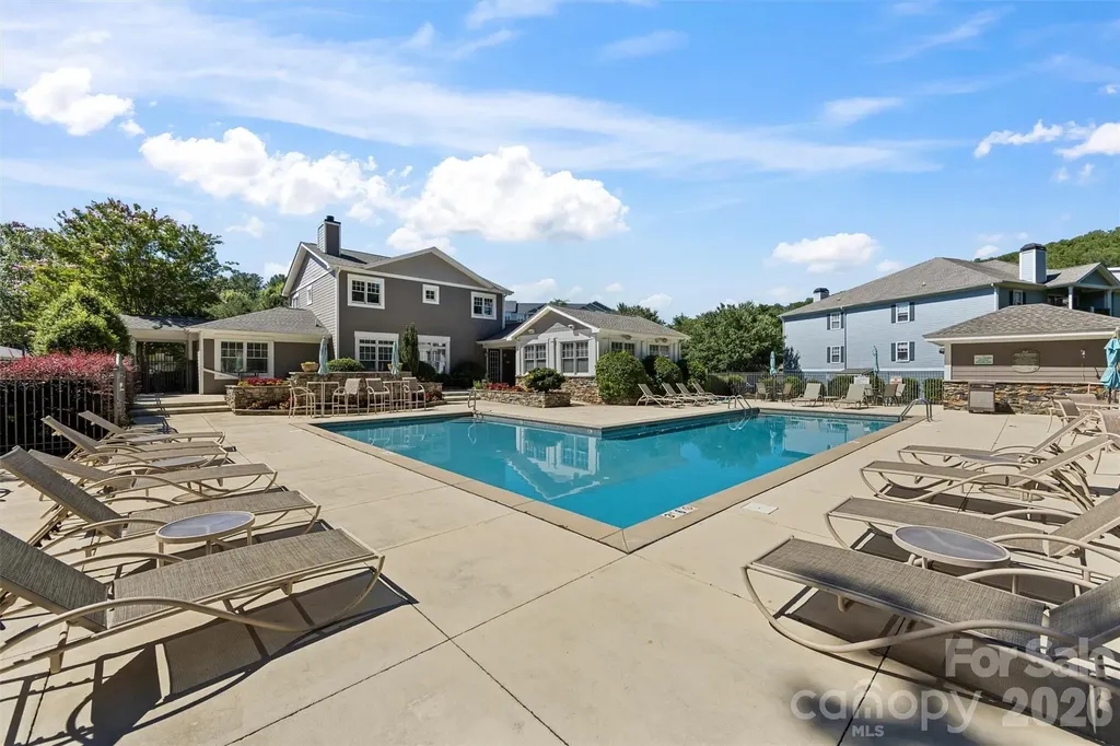 100 Vista Lake Drive Candler NC 28715