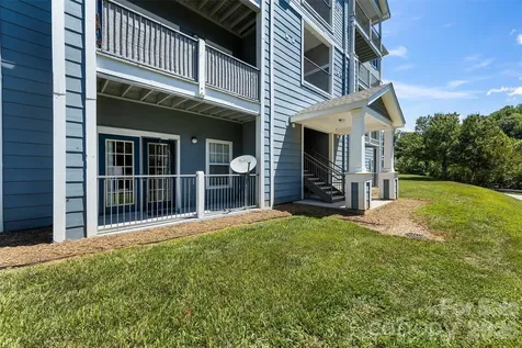 100 Vista Lake Drive Candler NC 28715