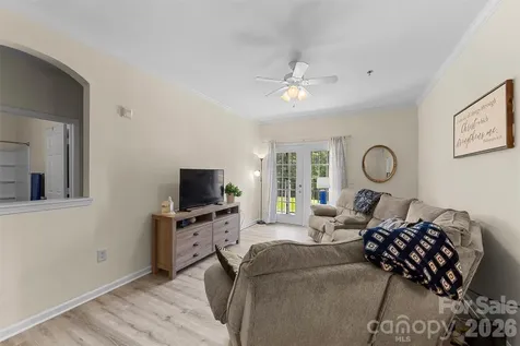 100 Vista Lake Drive Candler NC 28715