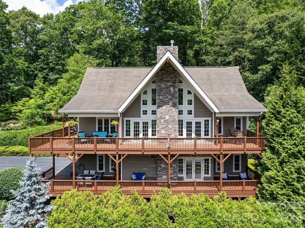 406 Inverness Drive Waynesville NC 28785