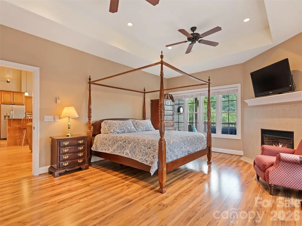 406 Inverness Drive Waynesville NC 28785