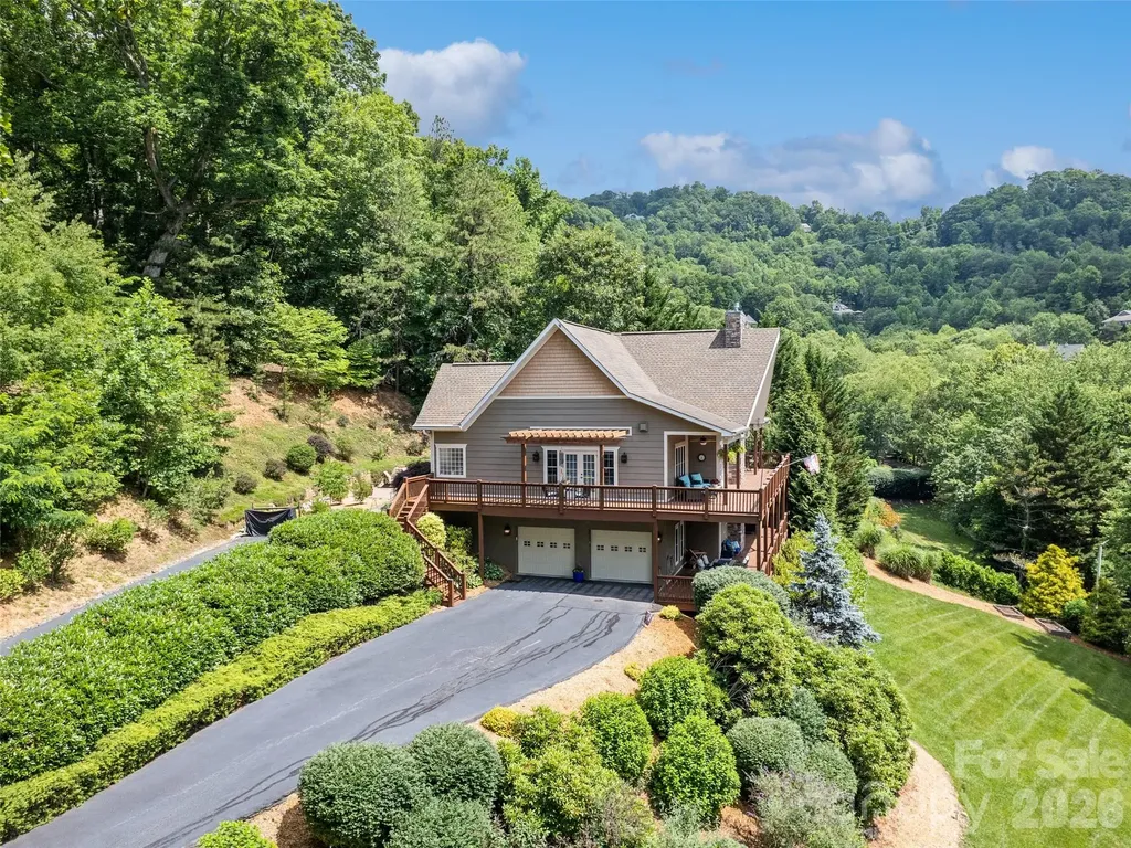 406 Inverness Drive Waynesville NC 28785
