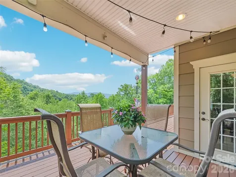 406 Inverness Drive Waynesville NC 28785