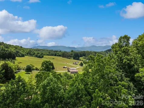 406 Inverness Drive Waynesville NC 28785