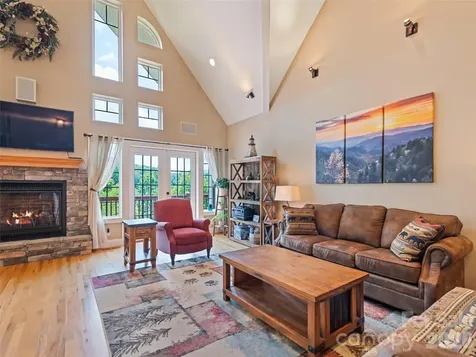 406 Inverness Drive Waynesville NC 28785