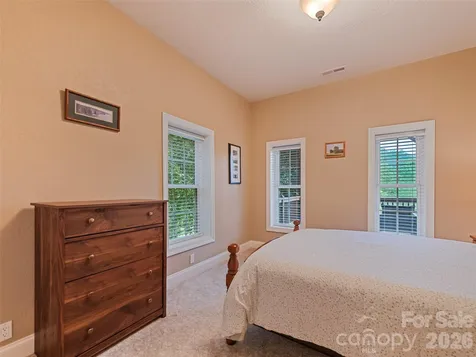 406 Inverness Drive Waynesville NC 28785