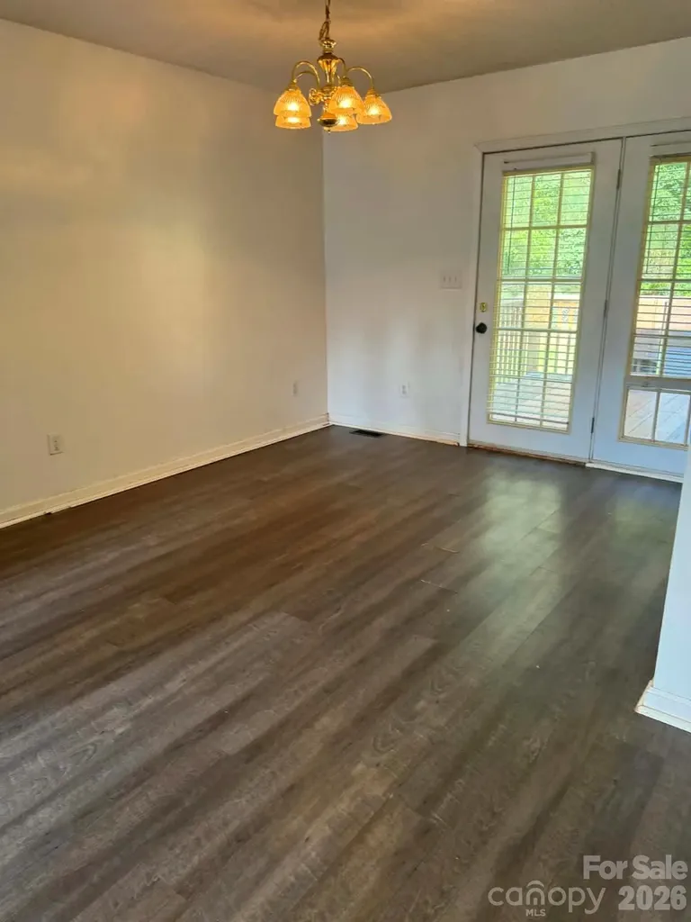 2588 Knight Drive Lenoir NC 28645