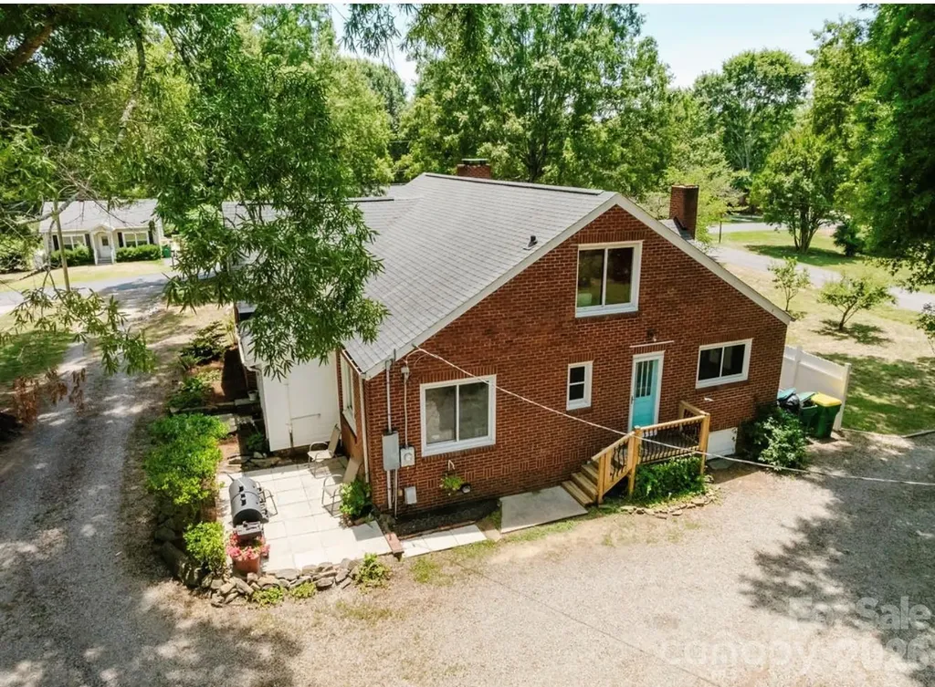 307 E 2nd Street Oakboro NC 28129
