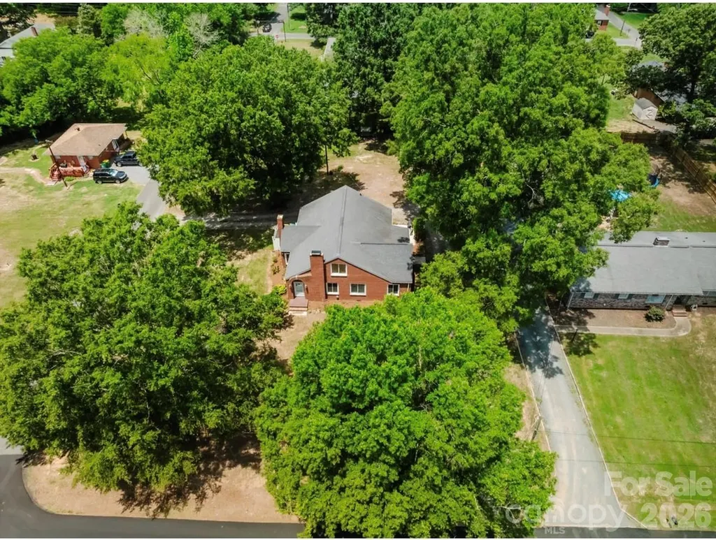 307 E 2nd Street Oakboro NC 28129