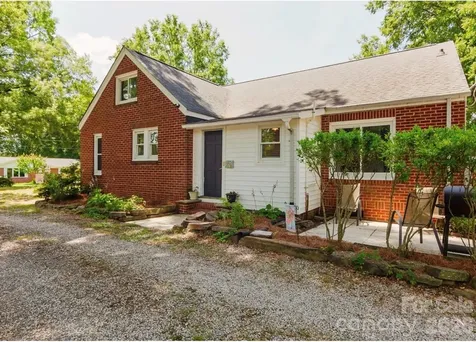 307 E 2nd Street Oakboro NC 28129