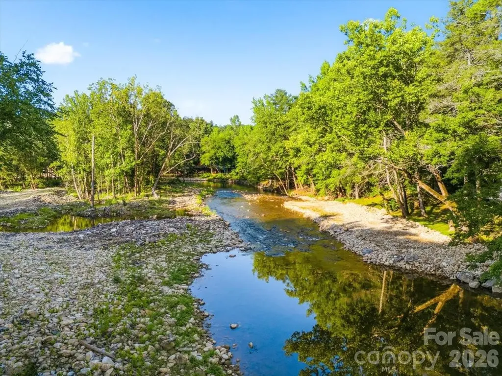 1878 Linville River Road Nebo NC 28761