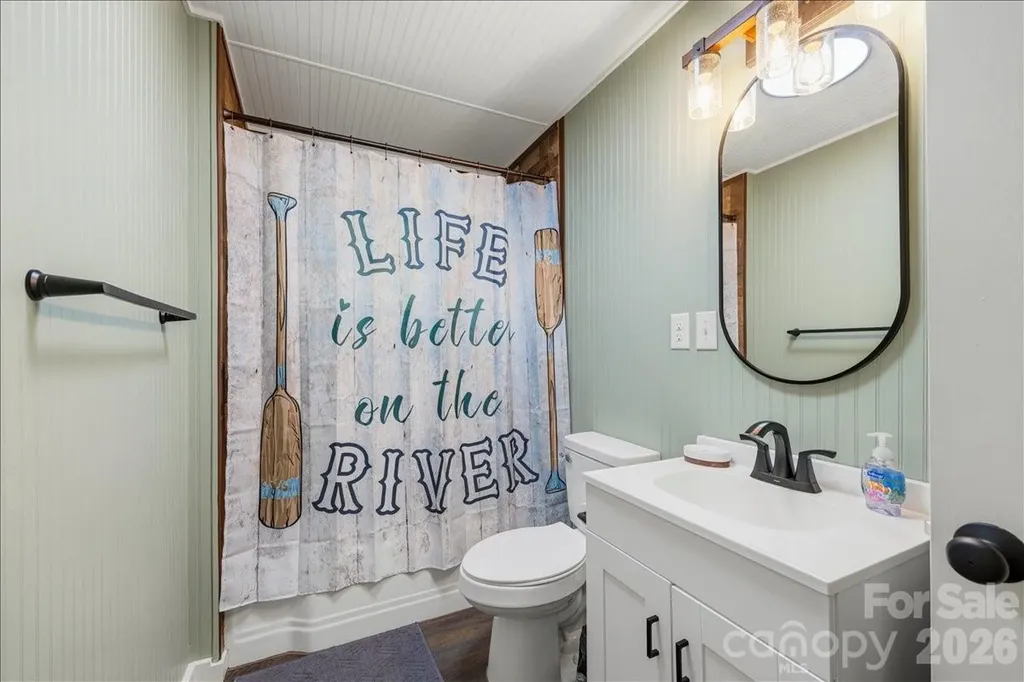 1878 Linville River Road Nebo NC 28761