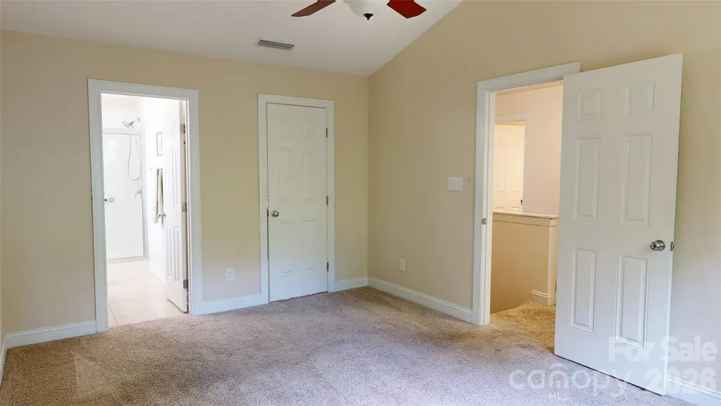 10731 Forest Drive Matthews NC 28105