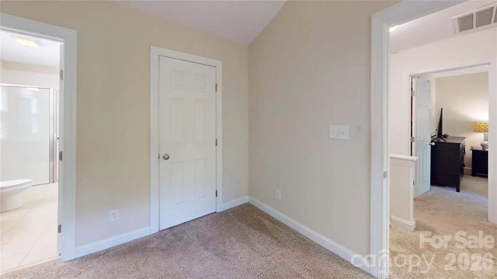 10731 Forest Drive Matthews NC 28105