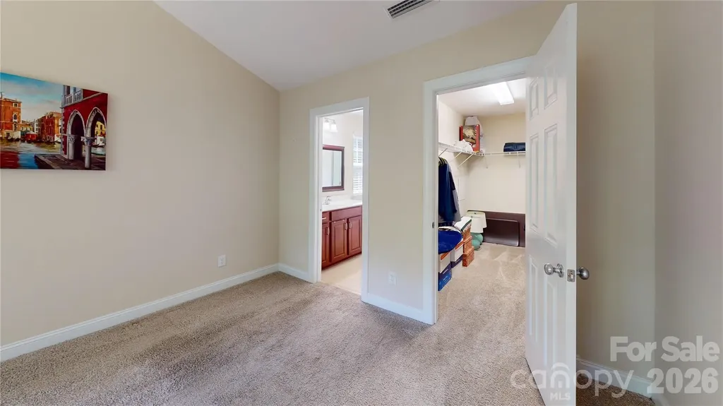 10731 Forest Drive Matthews NC 28105