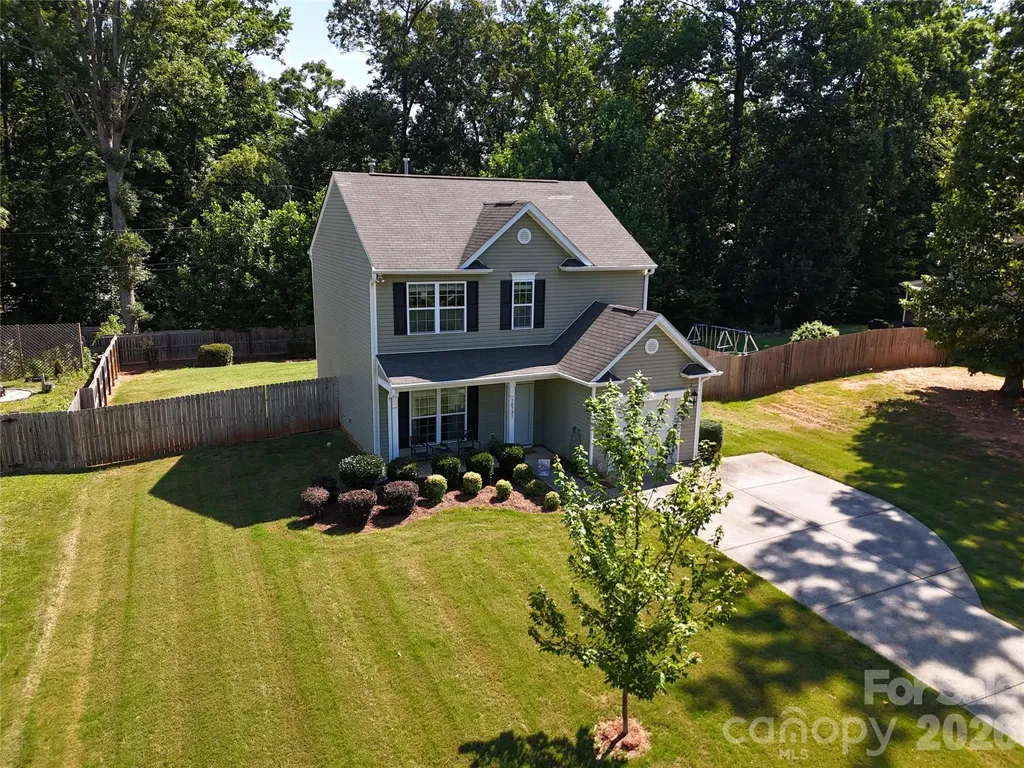 10731 Forest Drive Matthews NC 28105