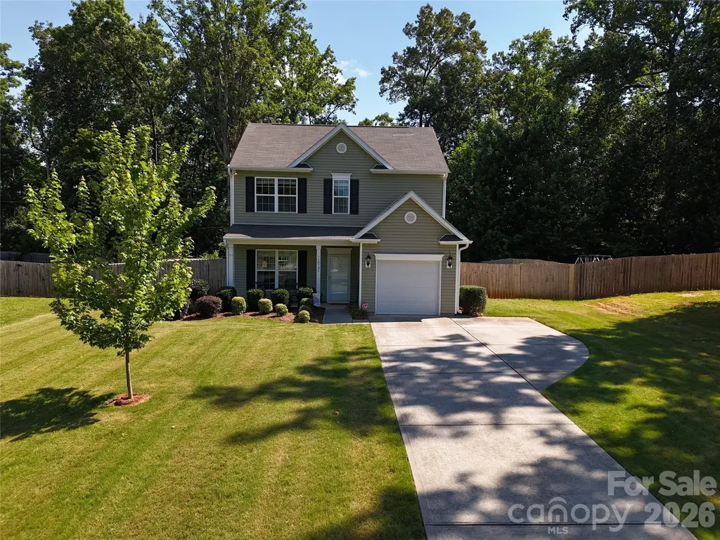 10731 Forest Drive Matthews NC 28105