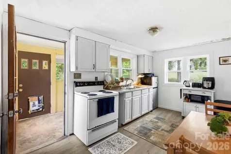 4 Mountain View Road Asheville NC 28805