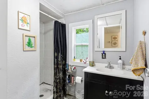 4 Mountain View Road Asheville NC 28805