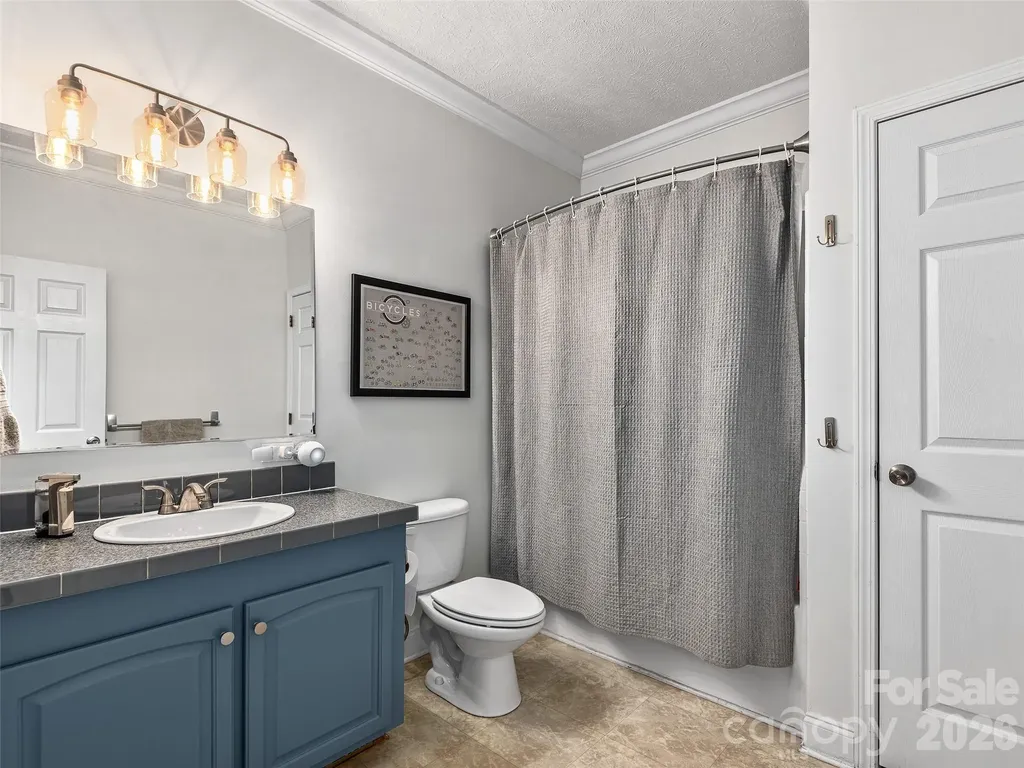 9 Cedar Hill Road Asheville NC 28806