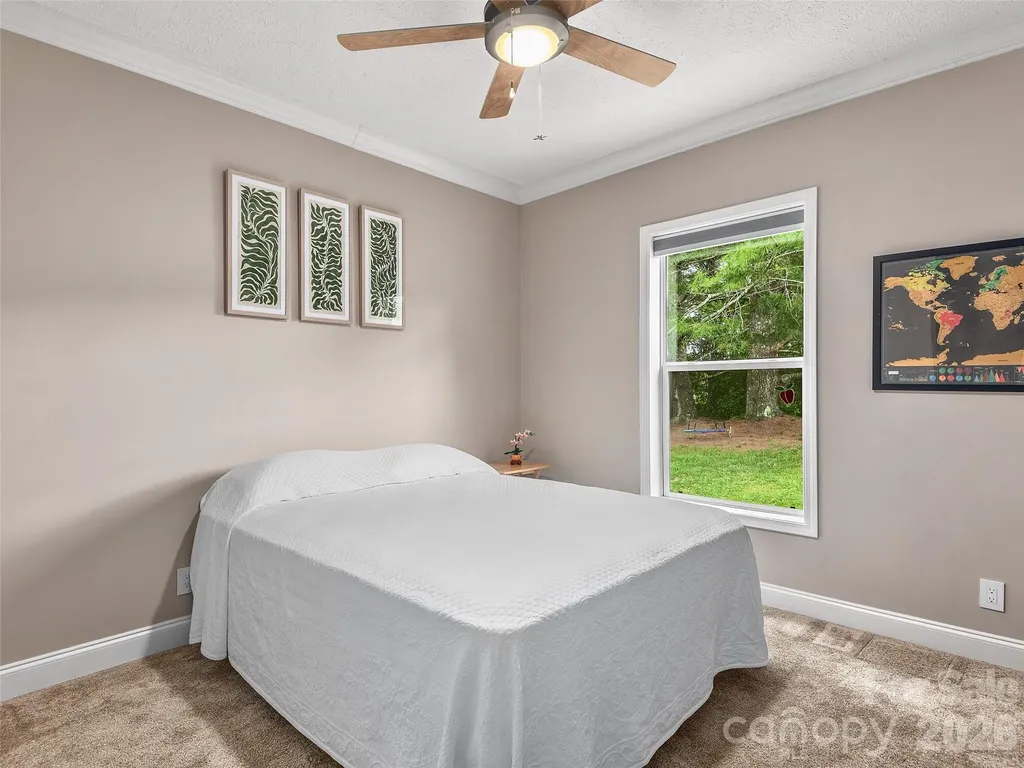 9 Cedar Hill Road Asheville NC 28806