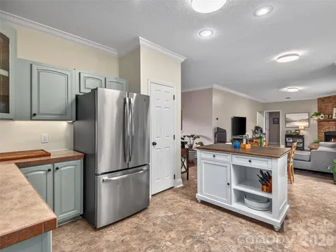 9 Cedar Hill Road Asheville NC 28806