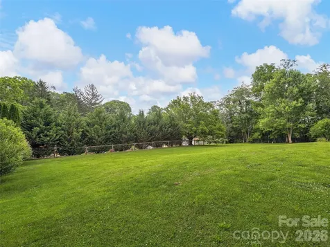 9 Cedar Hill Road Asheville NC 28806
