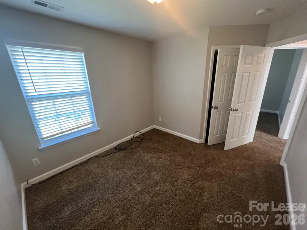 909 Rucker Cliff Drive Charlotte NC 28214