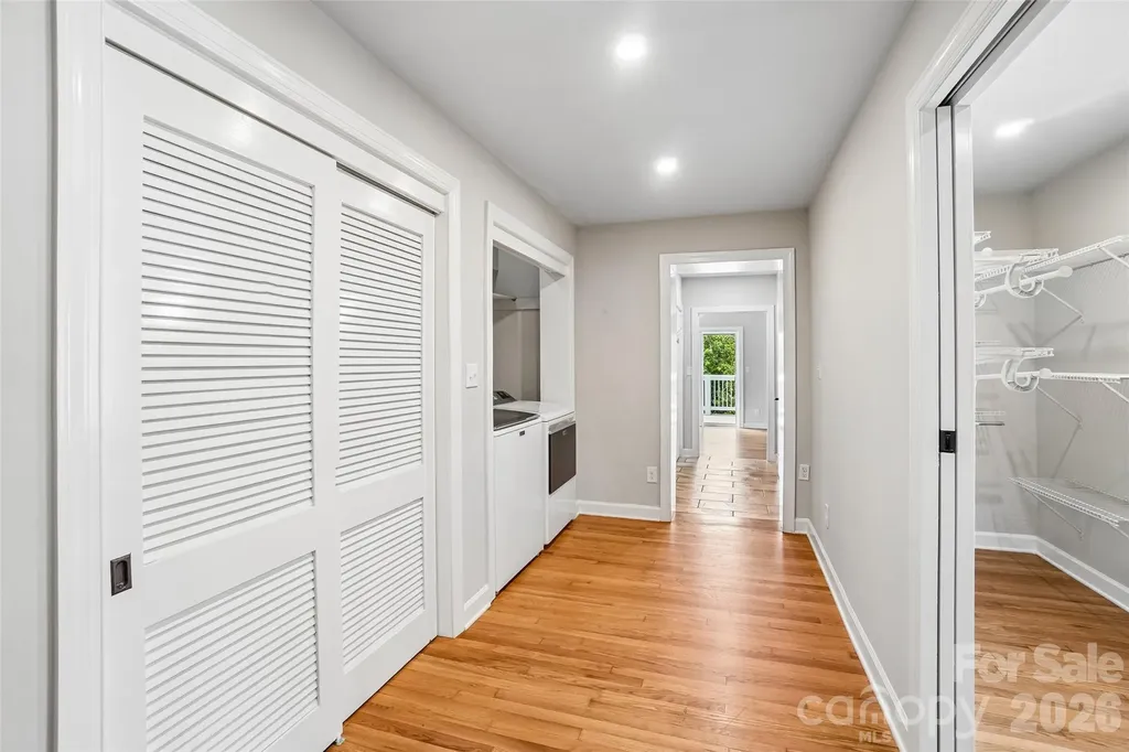 28 Ridgefield Place Asheville NC 28803