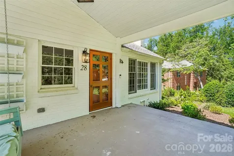 28 Ridgefield Place Asheville NC 28803