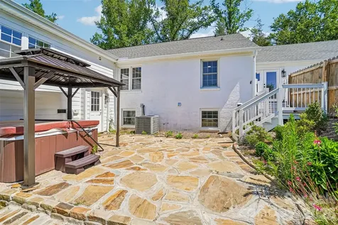 28 Ridgefield Place Asheville NC 28803