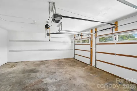 28 Ridgefield Place Asheville NC 28803