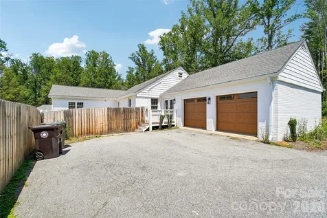28 Ridgefield Place Asheville NC 28803