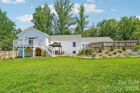 28 Ridgefield Place Asheville NC 28803