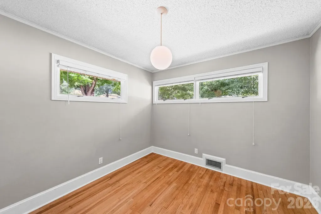214 Walnut Avenue Mount Holly NC 28120