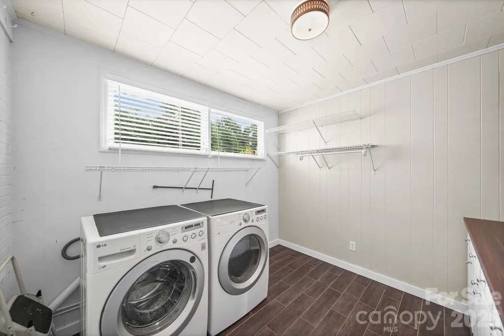 214 Walnut Avenue Mount Holly NC 28120