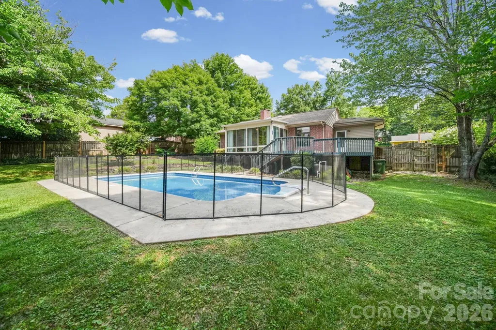 214 Walnut Avenue Mount Holly NC 28120